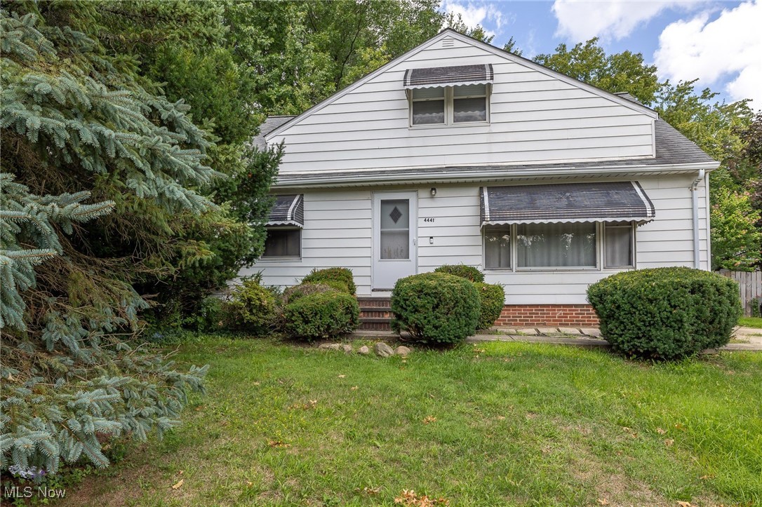 Anderson Rd, Cleveland, OH 44121