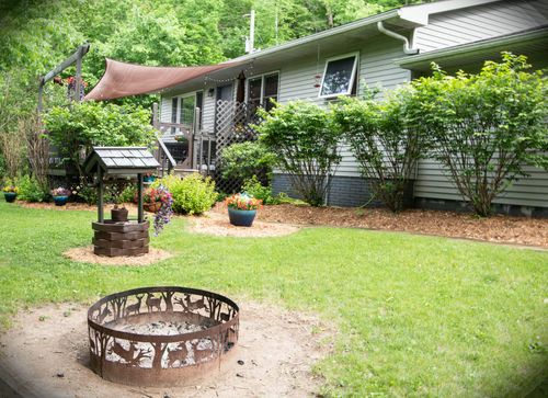 E4585 Bean Ln, Chaseburg, WI, 54621-8070 | Card Image