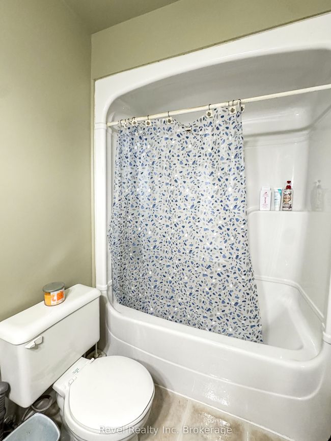 99 Sherryl Cres, House other with 3 bedrooms, 3 bathrooms and 4 parking in North Bay ON | Image 14