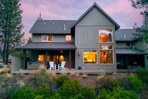 61363 Wild Rapids Dr, Bend, OR, 97702-3246 | Card Image