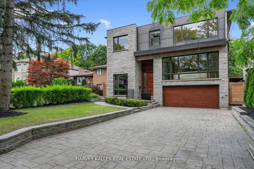 64 Centre Ave, North York, ON, M2M2L5 | Card Image