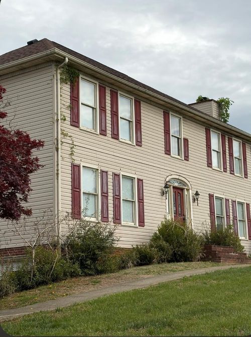 207 Aftons Meadow Rd, Vinton, VA, 24179-9707 | Card Image