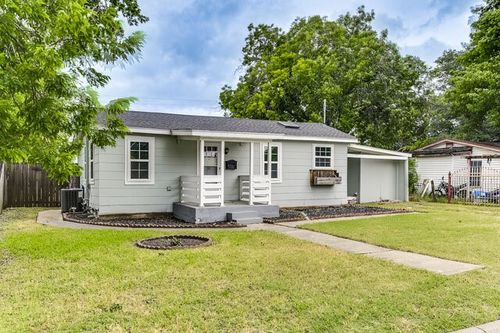 621 Prairie St, Everman, TX, 76140-2810 | Card Image