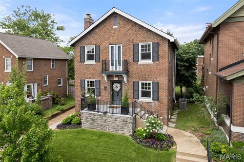 3833 Castleman Ave, Saint Louis, MO, 63110-3736 | Card Image