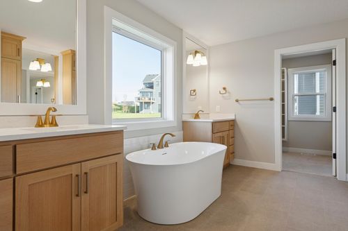 5512 Scenic Loop Run, Chaska, MN, 55318 | Card Image