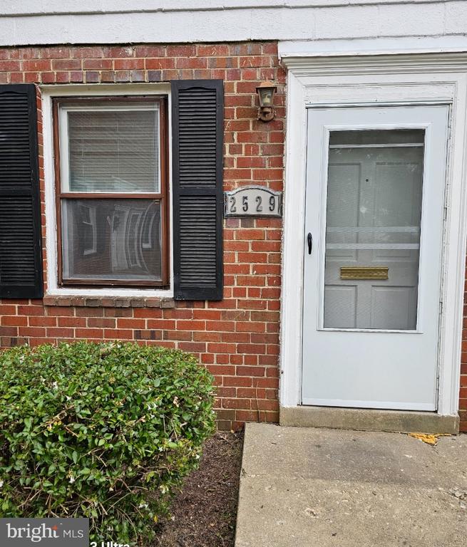 Iverson St, Temple Hills, MD 20748