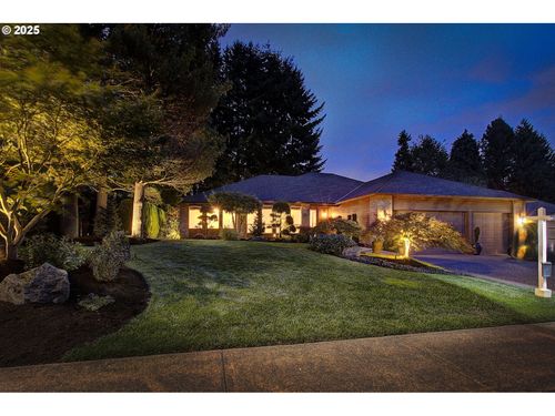 1527 Se 104th Ct, Vancouver, WA, 98664-4777 | Card Image