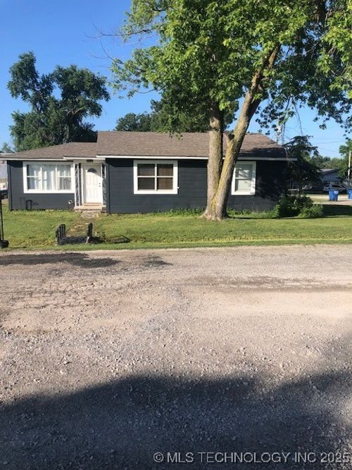 310 1st St, Adair, OK, 74330 | Card Image