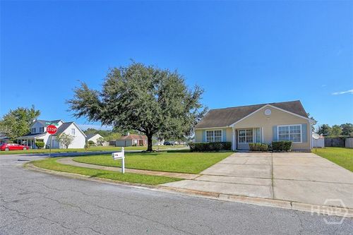 102 Blue Gill Ln, Pooler, GA, 31322-8210 | Card Image