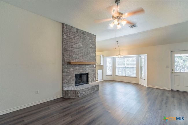 21 Artesian Dr, House other with 3 bedrooms, 2 bathrooms and null parking in Belton TX | Image 4