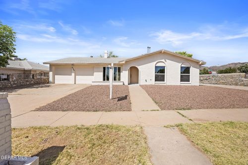 4700 Round Rock Dr, El Paso, TX, 79924-1008 | Card Image