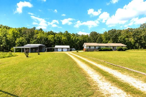 320 Ridgewood Dr, Manchester, TN, 37355-6058 | Card Image