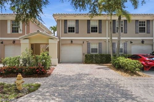 51-5661 Cove Cir, NAPLES, FL, 34119-9531 | Card Image