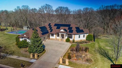 221 Woodhill Ct, Mankato, MN, 56001-4773 | Card Image