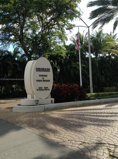apt-1602-20335 W Country Club Dr, Aventura, FL, 33180-1694 | Card Image