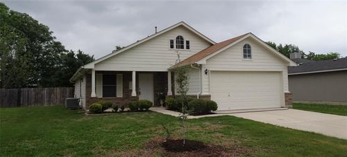 736 Blair Ave, Bastrop, TX, 78602-6651 | Card Image