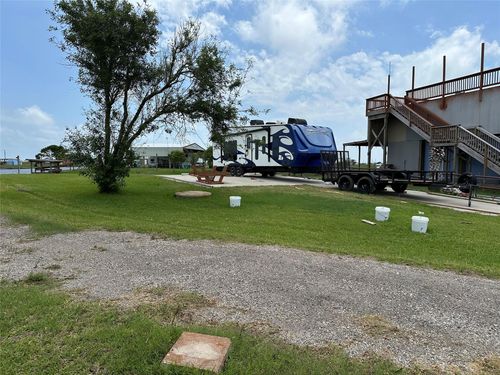 9 Nautilus St S, Sargent, TX, 77414 | Card Image