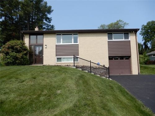 204 Stonebrook Dr, Canonsburg, PA, 15317-3408 | Card Image