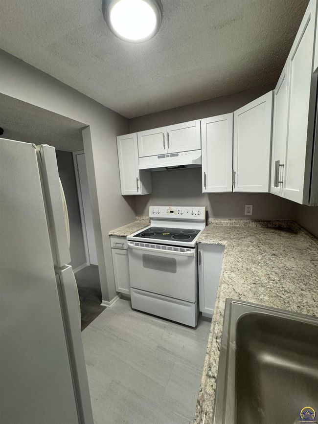 1125 Sw Polk St, Condo with 0 bedrooms, 0 bathrooms and 30 parking in Topeka KS | Image 5