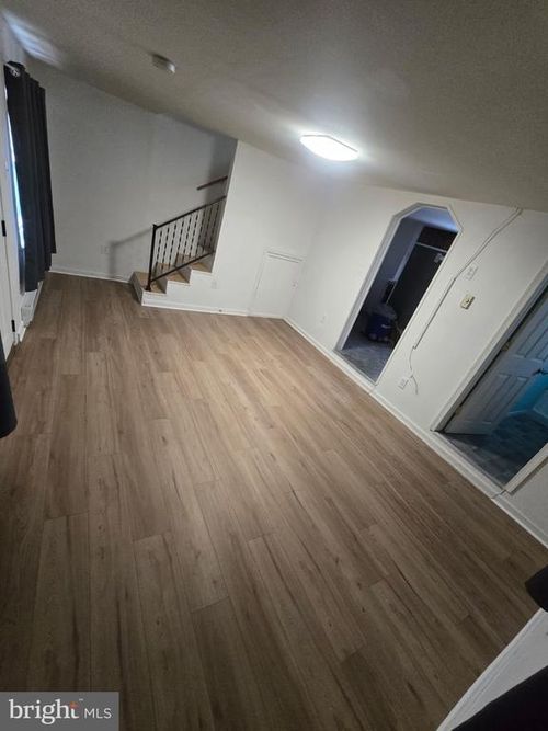 29 Point Breeze Ave, CLEMENTON, NJ, 08021-4715 | Card Image