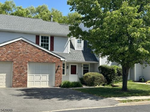 251 Hyde Park Rd, Somerset, NJ, 08873-4797 | Card Image