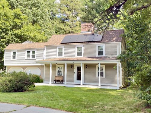 18 Douglas Dr, Ayer, MA, 01432-1002 | Card Image