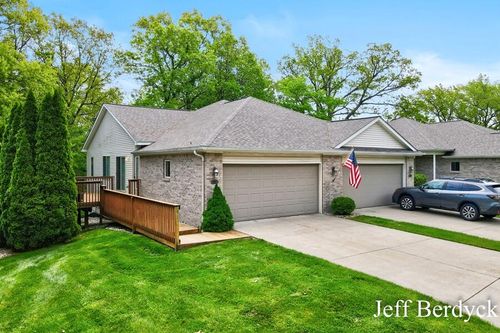 25-4392 Idlewood Dr Sw, Wyoming, MI, 49519-6442 | Card Image