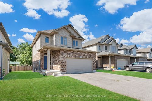 55 Laurent Ave, Welland, ON, L3B0E2 | Card Image