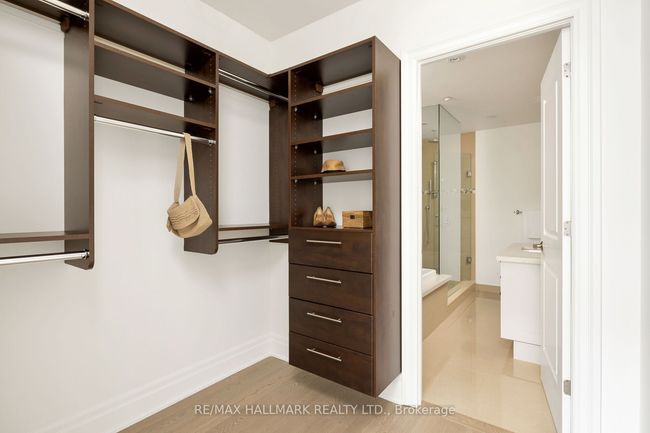 401 - 1 Rainsford Rd, Condo with 3 bedrooms, 3 bathrooms and 2 parking in Toronto ON | Image 23