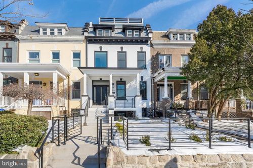 2-3009 13th St Nw, WASHINGTON, DC, 20009-5303 | Card Image