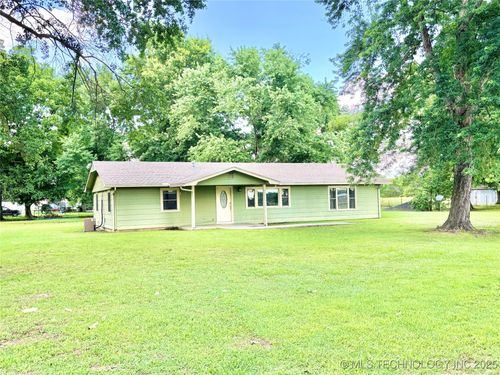 106 E Elk St, Whitefield, OK, 74472-1764 | Card Image