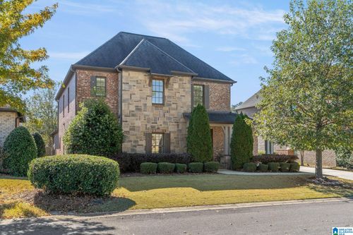 4992 Provence Cir, VESTAVIA HILLS, AL, 35242-2286 | Card Image