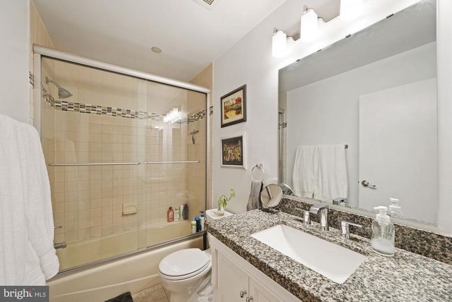 APT-131 - 1530 Key Blvd, Condo with 2 bedrooms, 1 bathrooms and null parking in ARLINGTON VA | Image 24