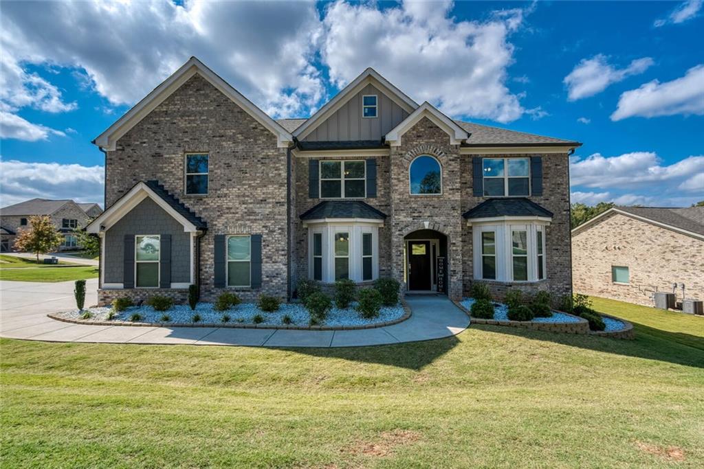 Mayhill Cir, Cumming, GA 30040