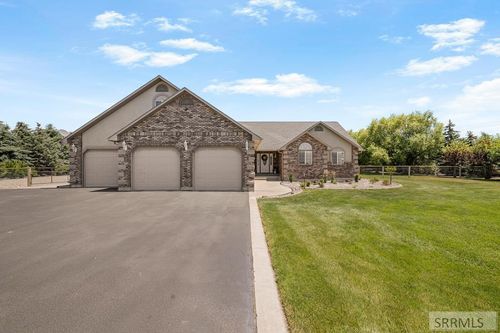 1061 N 1200 E, Shelley, ID, 83274-5326 | Card Image