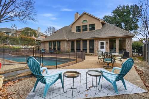 1013 Glen Chester Dr, Flower Mound, TX, 75022-4358 | Card Image