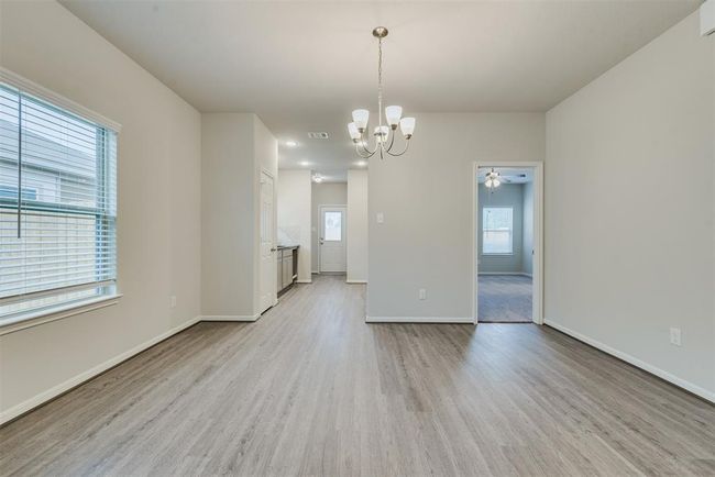 27398 Axis Deer Trl, House other with 3 bedrooms, 2 bathrooms and 2 parking in Magnolia TX | Image 6
