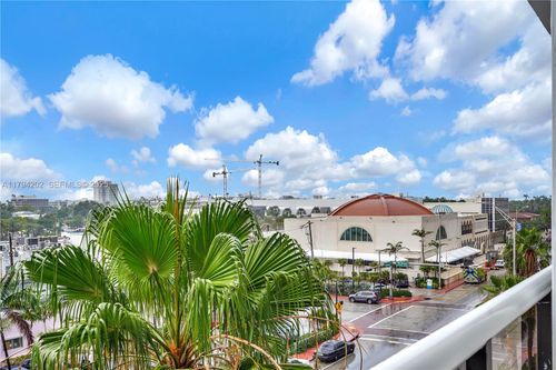 603-9455 Collins Ave, Surfside, FL, 33154-2670 | Card Image