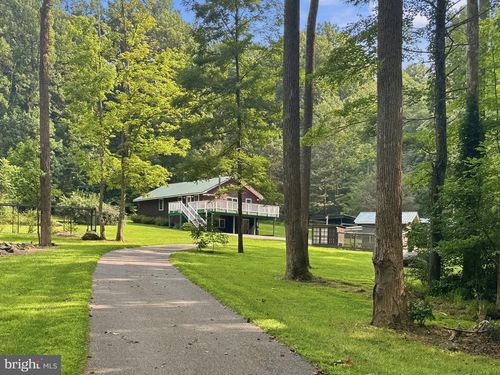 24105 Raven Rock Rd, SMITHSBURG, MD, 21783 | Card Image
