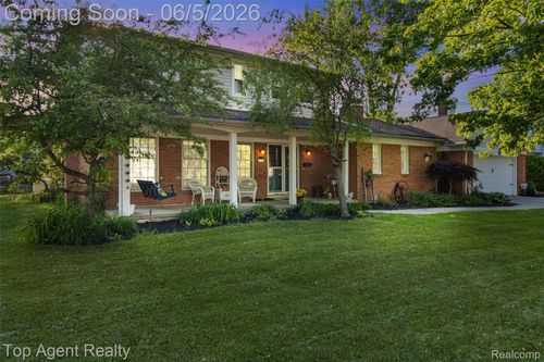 32341 Woody, Fraser, MI, 48026-2101 | Card Image