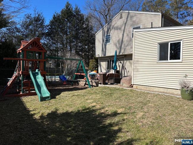57A Fairview Ave, House other with 6 bedrooms, 2 bathrooms and null parking in Park Ridge NJ | Image 37