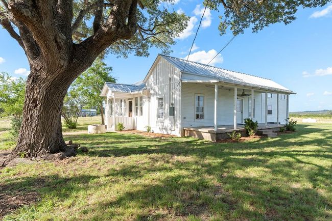 1649 Schumann Rd, Home with 3 bedrooms, 2 bathrooms and null parking in Stonewall TX | Image 30