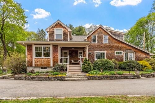2 Knox Ave, Groveland, MA, 01834 | Card Image