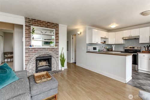 apt-107-1020 230th St, Des Moines, WA, 98198-6953 | Card Image