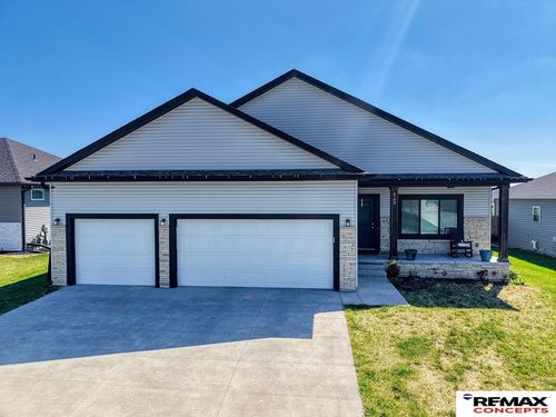 6708 Verano Dr, Lincoln, NE, 68523-4500 | Card Image