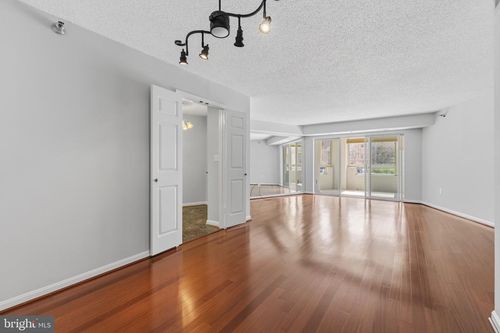 206-14801 Pennfield Cir, SILVER SPRING, MD, 20906-1582 | Card Image