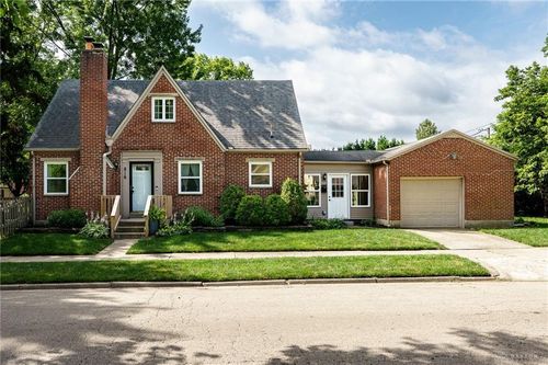 816 Gainsborough Rd, Dayton, OH, 45419 | Card Image