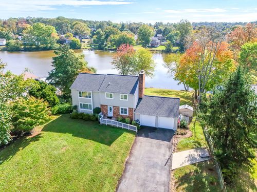 6412 Lancaster Dr, WARRENTON, VA, 20187-4421 | Card Image