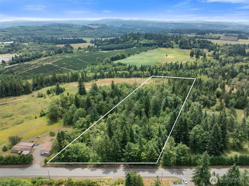 148 Burnt Ridge Rd, Onalaska, WA, 98570-9419 | Card Image