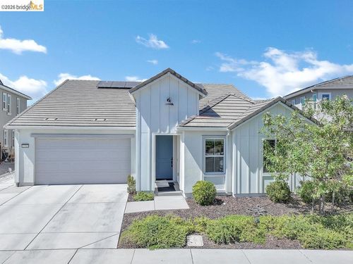 2741 Tribune St, Lathrop, CA, 95330-7049 | Card Image